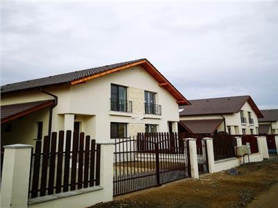Case noi tip duplex P+M in Sancraiu cu 2 sau 3 dormitoare.