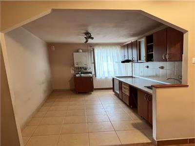 Apartament cu 3 camere, 2 bai in Tudor Str Armoniei