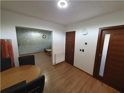 Apartament 3 camere Dambu cu hol patrat mobilat si utilat