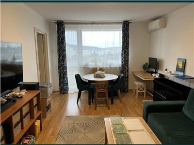 Vanzare apartament 2 camere zona Tudor