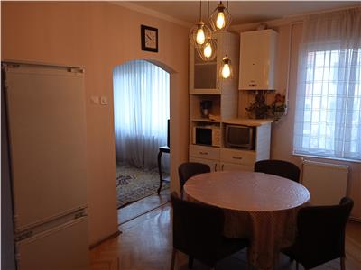 Inchiriere apartament 3 camere Tudor zona Pandurilor etaj 2