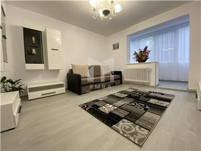 Apartament 3 camere Dambu Pietros etaj 2, modern.