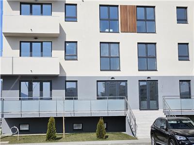 Inchiriere spatiu comercial  Maurer, 150 mp.
