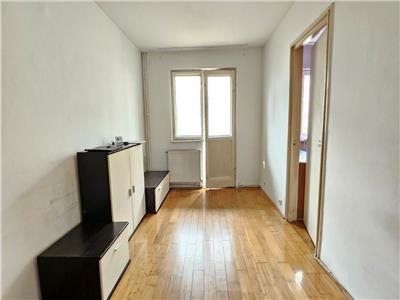 Apartament 2 camere Dambu Pietros etaj 2
