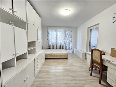 Apartament 4 camere zona 7 Noiembrie  UMFST  Spitale