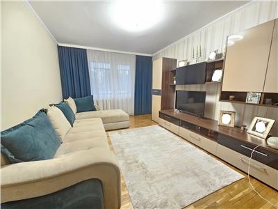 Tudor - 3 camere etaj 1 cu 2 bai 2 balcoane amenajat mobilat utilat.