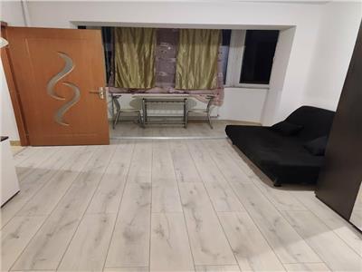 Tudor Diamant garsoniera mobilata si utilata